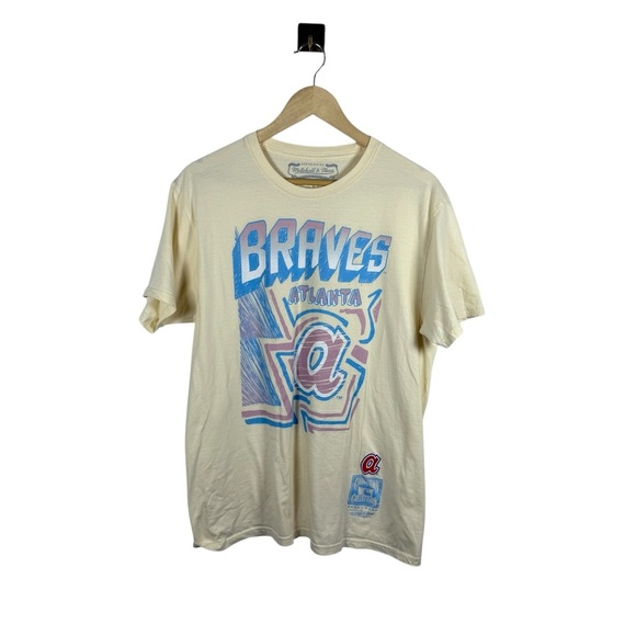 Mitchell and Ness Atlanta Braves Sidewalk Sketch Tee Cream/Blue/Pink L - Picture 3 of 8